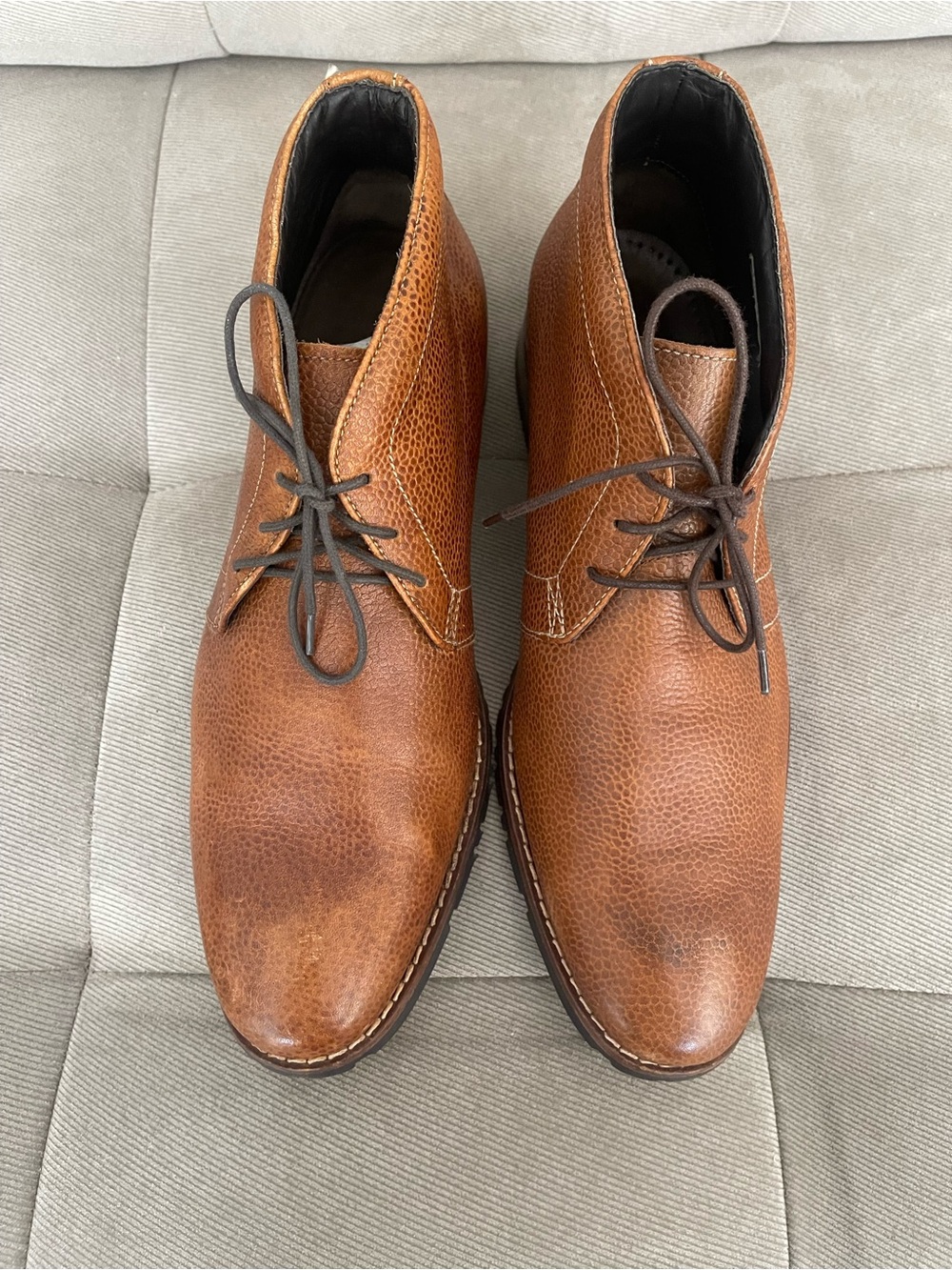 Cole Haan Men's Tan Brown Pebbled Leather Chukka Boots